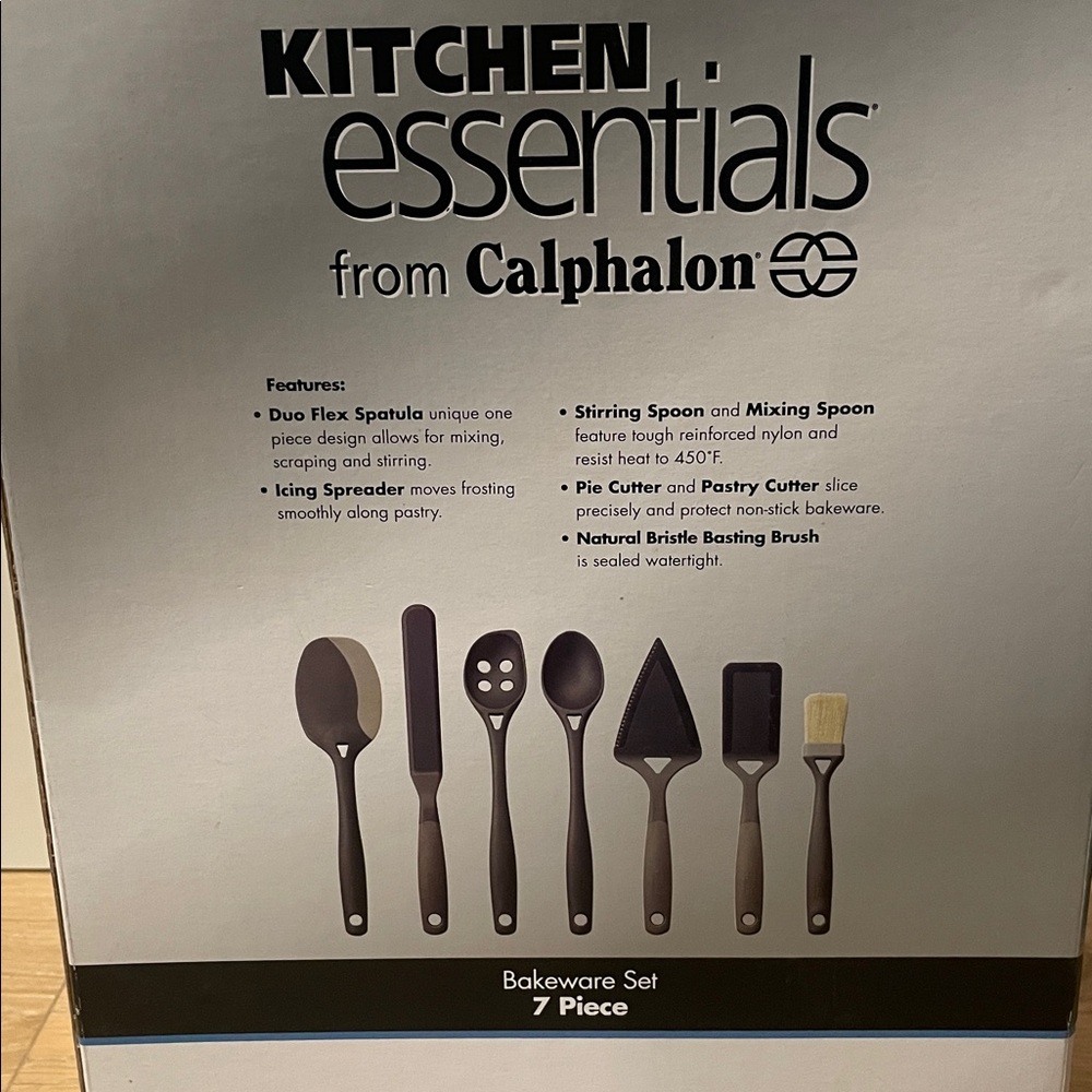 Calphalon Kitchen Essentials Bakeware Set - Grey - Picture 4 of 5